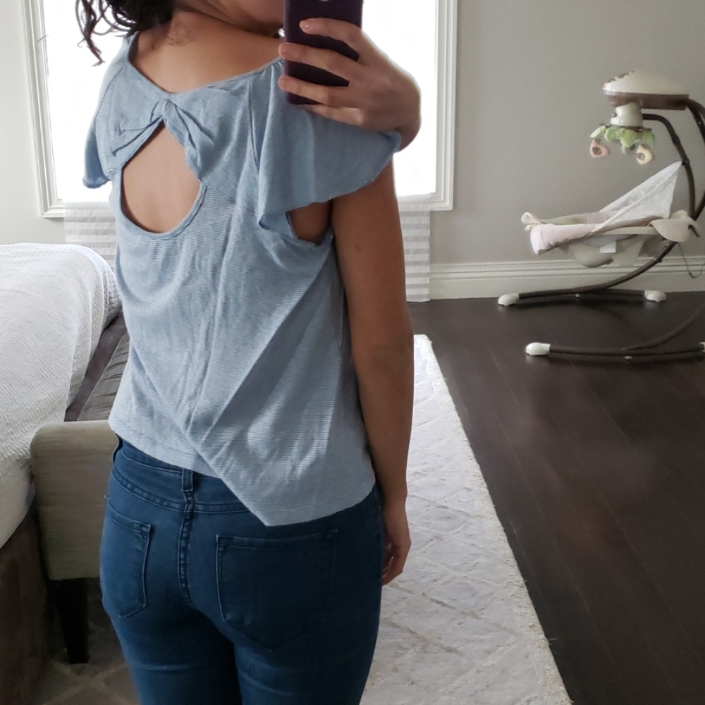WOMEN'S BLUE & WHITE PINSTRIPE BABYDOLL T SHIRT